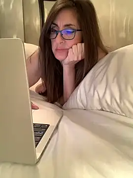 PreciousKittyXO online show from 02-05-25, 06:59