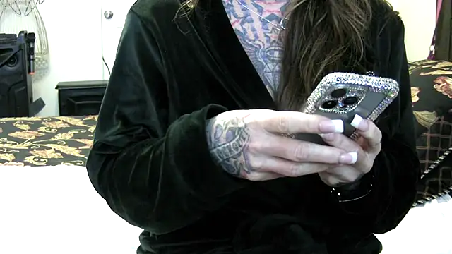 pamelagunns online show from 02-03-25, 03:38