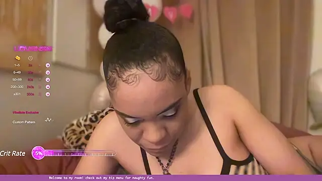 Snapshot of Sanaawest chatting on 02-06-25, 09:11 Sanaawest online show from 02-06-25, 09:11