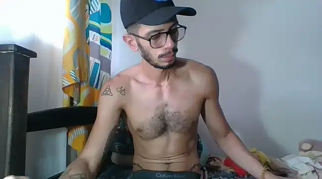 alisterxxx online show from 01-14-25, 03:47