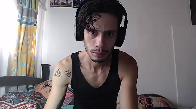 alisterxxx online show from 02-14-25, 02:12