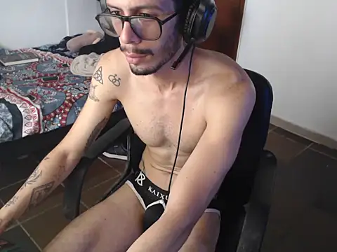 alisterxxx online show from 05-30-26, 02:25