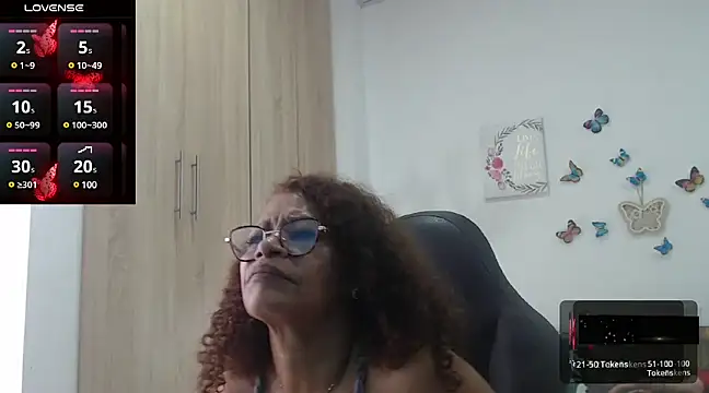 BustyMilf  online show from 02-14-25, 06:29