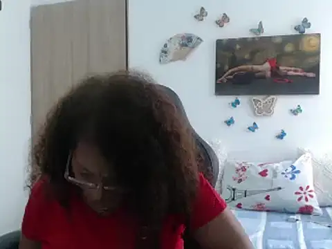 BustyMilf  online show from 03-21-25, 06:29