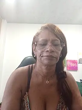 BustyMilf  online show from 11-18-25, 12:31