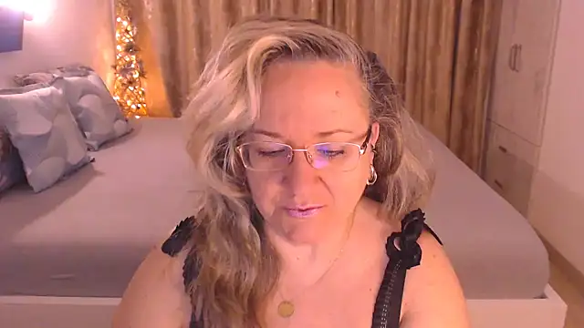 Raisshy online show from 03-20-26, 05:12