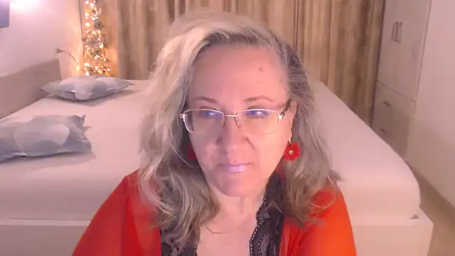 Snapshot of Raisshy chatting on 05-12-26, 11:18 Raisshy online show from 05-12-26, 11:18