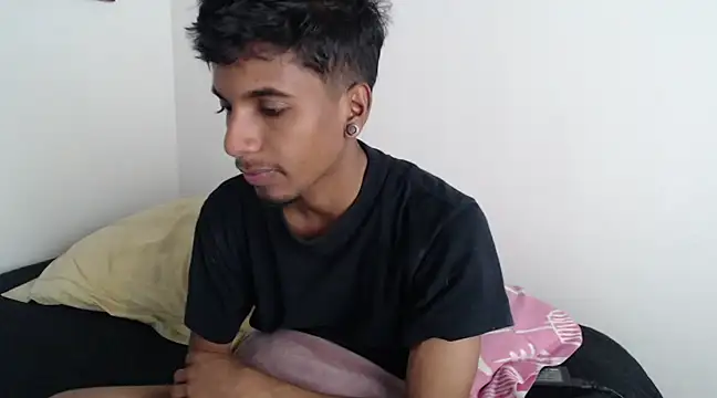 Snapshot of stevenosori chatting on 12-29-24, 03:35 stevenosori online show from 12-29-24, 03:35