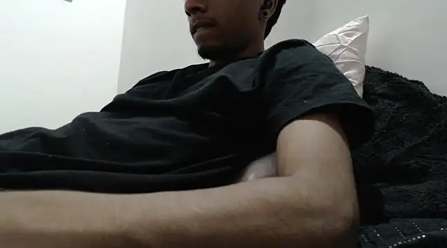 Snapshot of stevenosori chatting on 01-20-25, 12:15 stevenosori online show from 01-20-25, 12:15