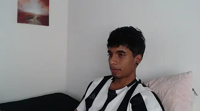 Snapshot of stevenosori chatting on 01-31-25, 07:18 stevenosori online show from 01-31-25, 07:18