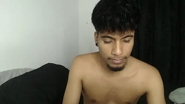 Snapshot of stevenosori chatting on 09-17-25, 04:47 stevenosori online show from 09-17-25, 04:47