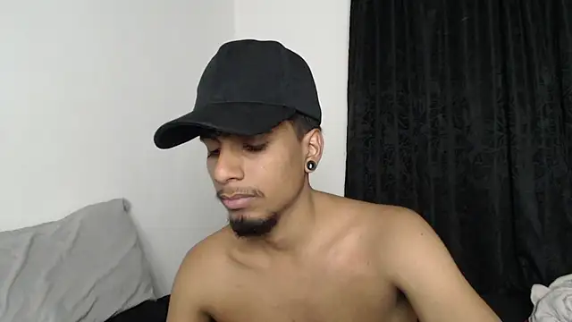 Snapshot of stevenosori chatting on 09-26-25, 12:03 stevenosori online show from 09-26-25, 12:03