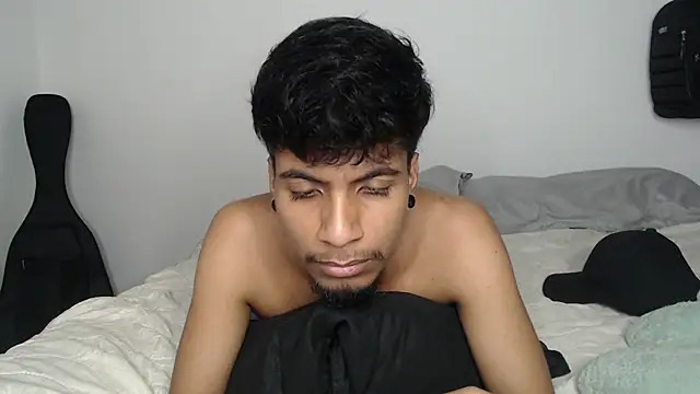 Snapshot of stevenosori chatting on 09-27-25, 12:21 stevenosori online show from 09-27-25, 12:21