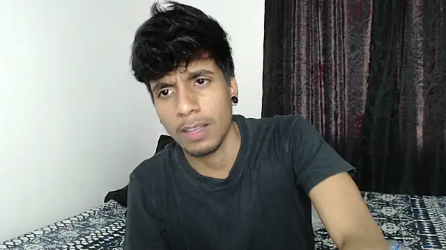 Snapshot of stevenosori chatting on 10-23-25, 11:42 stevenosori online show from 10-23-25, 11:42