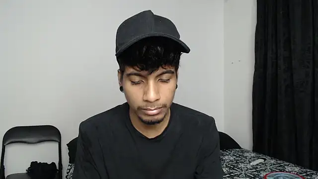 Snapshot of stevenosori chatting on 11-05-25, 07:30 stevenosori online show from 11-05-25, 07:30