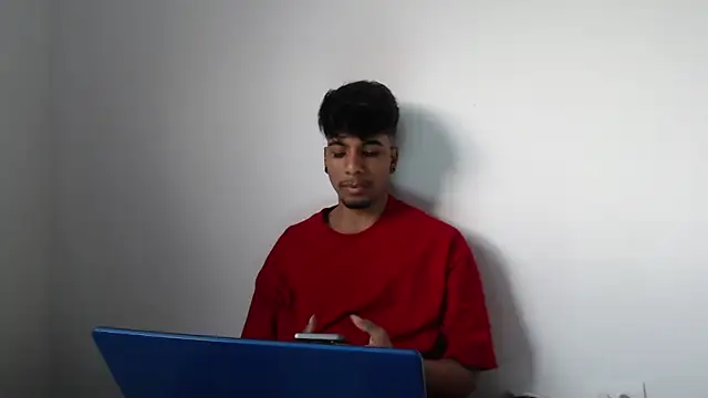 Snapshot of stevenosori chatting on 12-20-25, 11:01 stevenosori online show from 12-20-25, 11:01