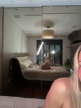 Snapshot of jasminesummer chatting on 06-16-26, 12:52 jasminesummer online show from 06-16-26, 12:52