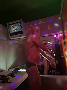 Snapshot of MikyFoxx chatting on 02-09-25, 02:49 MikyFoxx online show from 02-09-25, 02:49