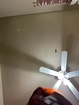 Snapshot of MzParker chatting on 01-09-25, 04:28 MzParker online show from 01-09-25, 04:28