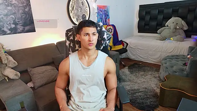 BenjaminCooperk online show from 07-18-26, 04:05