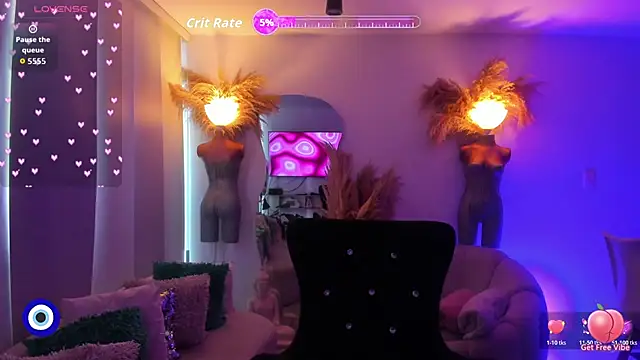 Snapshot of Angel_Peach chatting on 06-11-26, 02:04 Angel Peach online show from 06-11-26, 02:04
