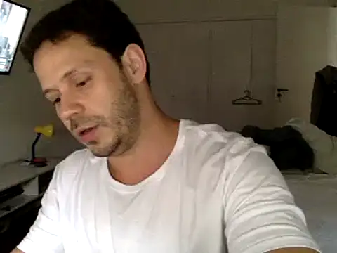 Snapshot of FelipeRiver chatting on 02-05-25, 08:25 FelipeRiver online show from 02-05-25, 08:25