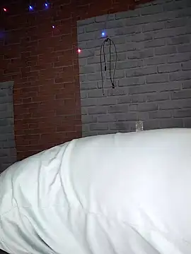 Snapshot of sujanmanda chatting on 12-26-24, 08:00 sujanmanda online show from 12-26-24, 08:00