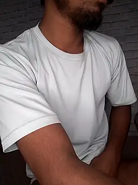 Snapshot of sujanmanda chatting on 01-09-25, 07:40 sujanmanda online show from 01-09-25, 07:40