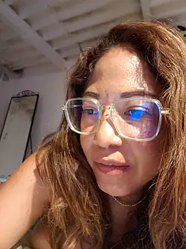 mila38 online show from 04-18-26, 07:07