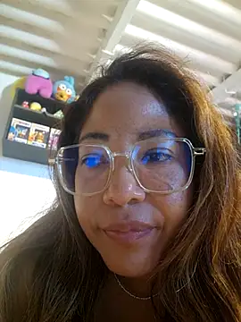 Snapshot of mila38 chatting on 06-28-26, 04:02 mila38 online show from 06-28-26, 04:02