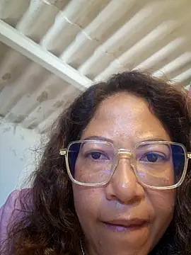 Snapshot of mila38 chatting on 07-01-26, 04:29 mila38 online show from 07-01-26, 04:29