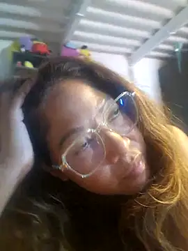 Snapshot of mila38 chatting on 07-19-26, 01:37 mila38 online show from 07-19-26, 01:37