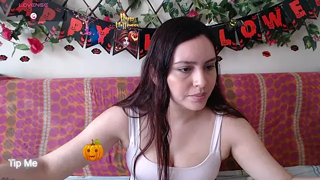 Jack Emily1 online show from 10-31-25, 05:25