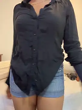 Snapshot of angelwavy chatting on 02-11-26, 12:48 angelwavy online show from 02-11-26, 12:48