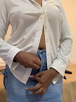 Snapshot of angelwavy chatting on 02-28-26, 06:25 angelwavy online show from 02-28-26, 06:25