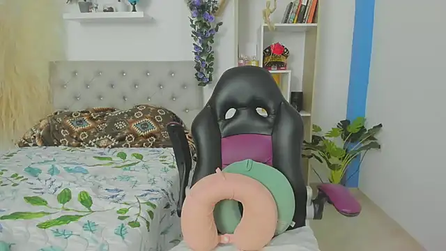 Snapshot of Gaby_ortis chatting on 12-16-24, 01:53 Gaby ortis online show from 12-16-24, 01:53