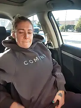 HollyTattoo online show from 01-15-25, 11:32