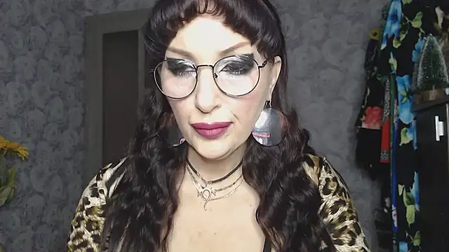 Aziza1 online show from 11-24-25, 11:10