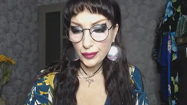 Aziza1 online show from 11-30-25, 11:58