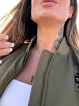 Etwas neugierig online show from 03-07-25, 01:51