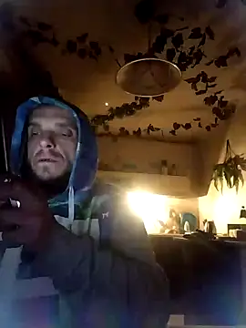 Snapshot of Sluchacze chatting on 02-06-25, 04:10 Sluchacze online show from 02-06-25, 04:10