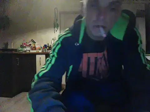 Snapshot of Sluchacze chatting on 02-14-25, 06:34 Sluchacze online show from 02-14-25, 06:34