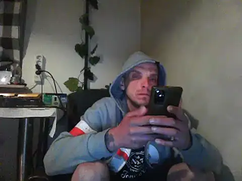 Snapshot of Sluchacze chatting on 02-19-25, 03:06 Sluchacze online show from 02-19-25, 03:06