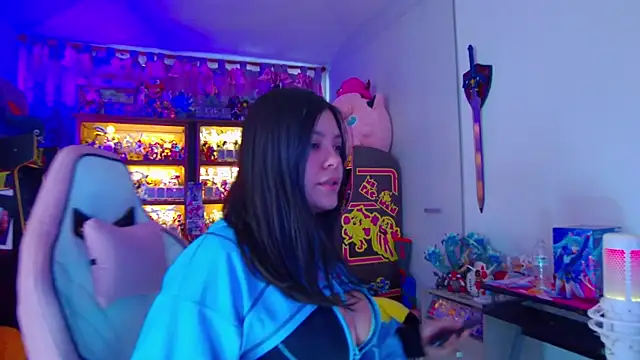 ambarEvans online show from 04-18-26, 07:58