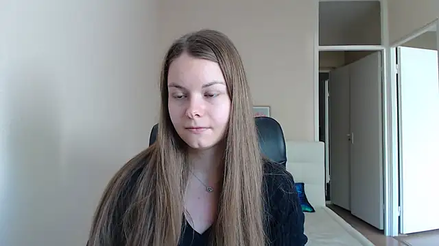 AnnaSweet18 online show from 09-30-25, 09:47