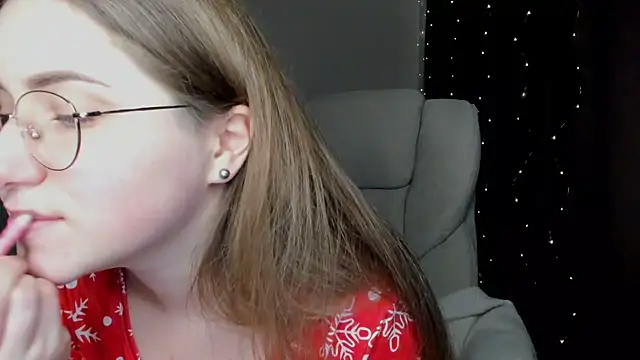 SeasonalSomeone online show from 12-27-24, 01:18