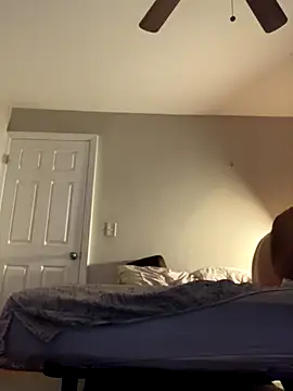 Snapshot of sashamate chatting on 11-08-25, 08:47 sashamate online show from 11-08-25, 08:47