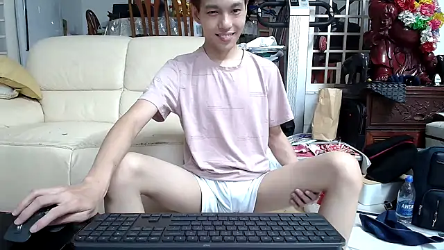 Snapshot of andrewooi chatting on 01-26-25, 03:14 andrewooi online show from 01-26-25, 03:14