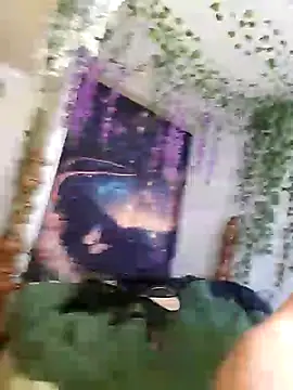 Snapshot of MaddyC6992 chatting on 01-04-25, 05:58 MaddyC6992 online show from 01-04-25, 05:58