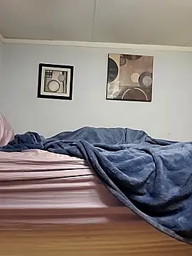 Snapshot of MaddyC6992 chatting on 03-01-25, 06:46 MaddyC6992 online show from 03-01-25, 06:46